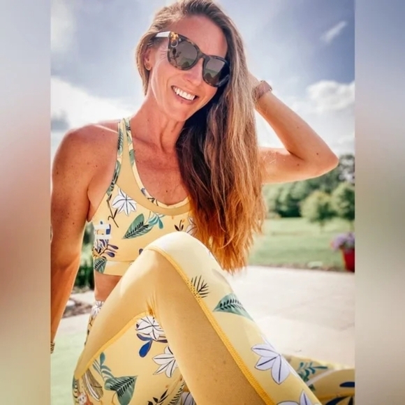 Zyia Leggings Women 6 8 Yellow Crop Floral High Rise Mesh Reflective Light N - Picture 13 of 13